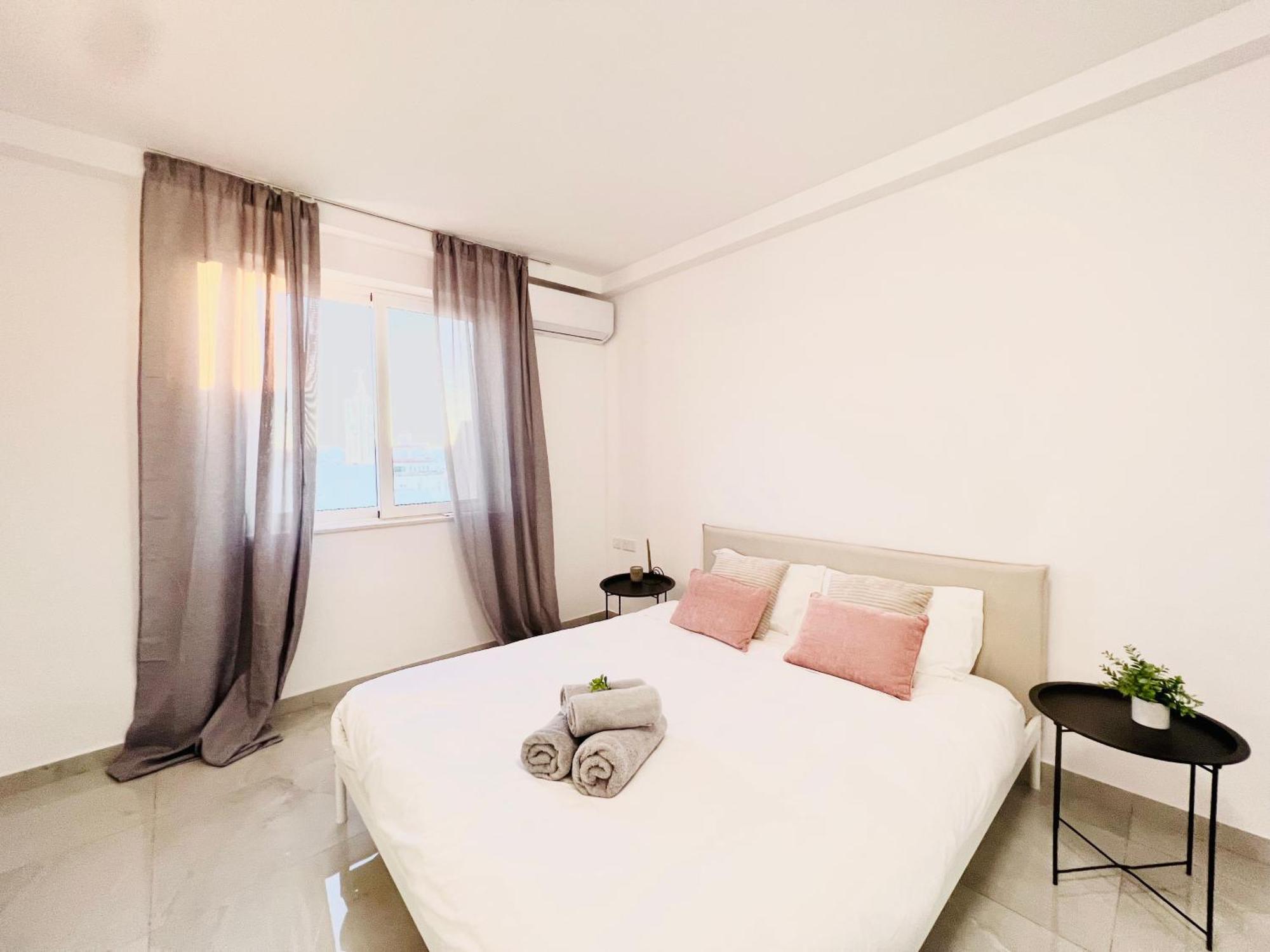 Sunshine Suits - Brand New Apartments Msida Luaran gambar