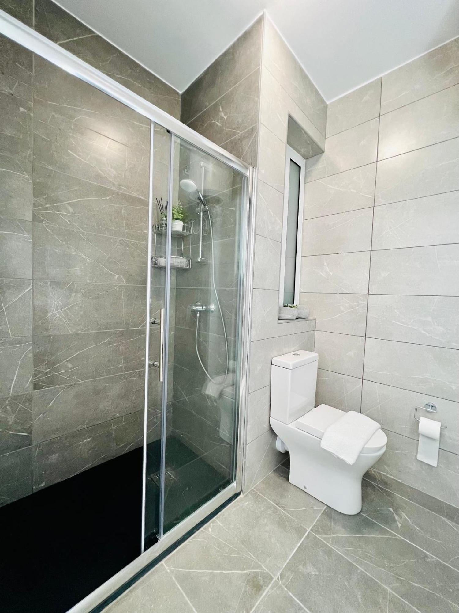 Sunshine Suits - Brand New Apartments Msida Luaran gambar