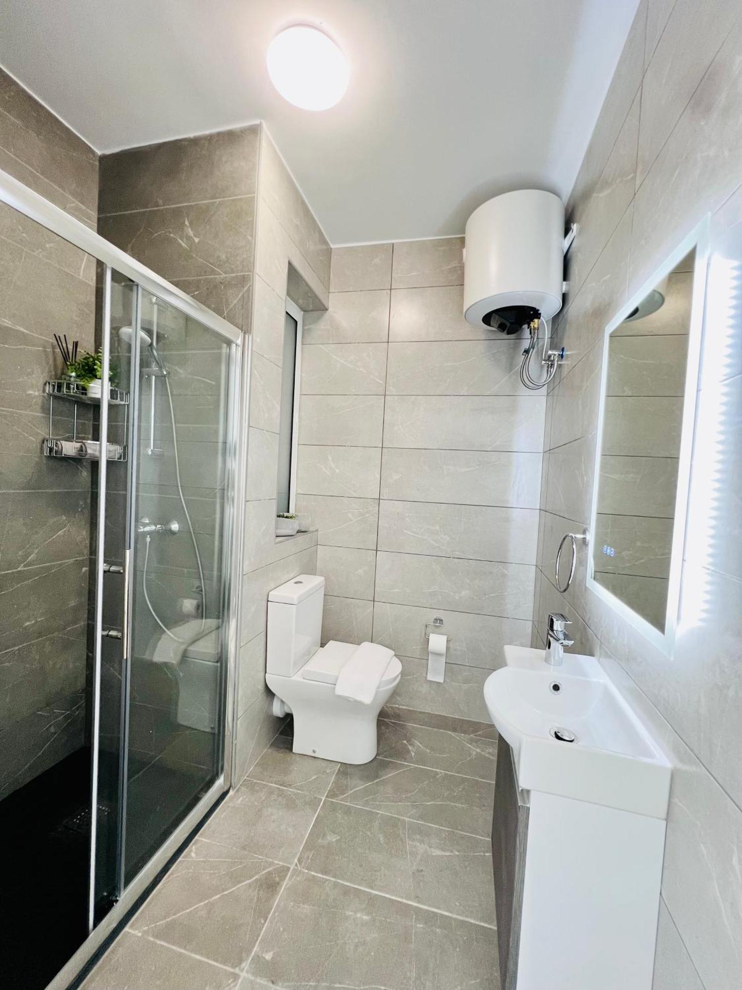 Sunshine Suits - Brand New Apartments Msida Luaran gambar